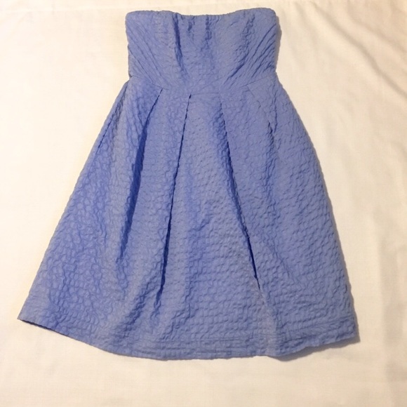 J. Crew Dresses & Skirts - J Crew Lorelei strapless embossed dress